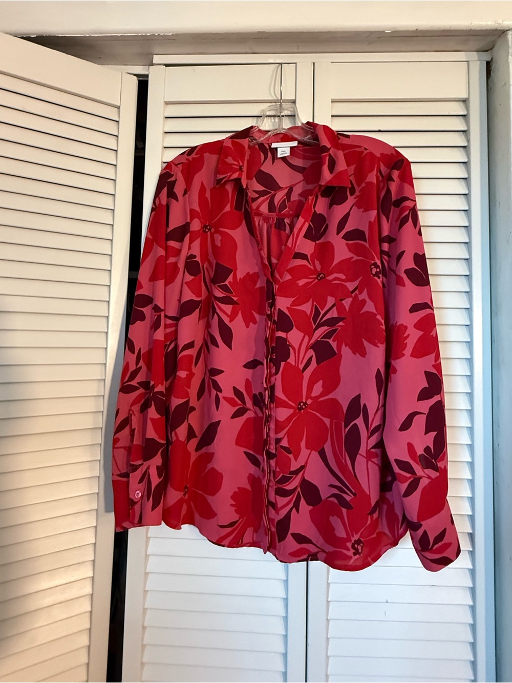 Liz Claiborne Pink Red Bold Floral Button Up Blouse Long Sleeve Petite XL
